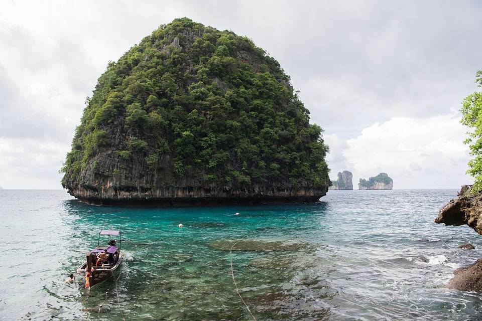 phi phi islands