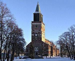 300px Turku cathedral 26 Dec 2004